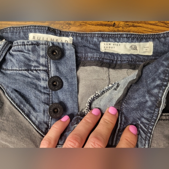 Low Rise Short Shorts Bullhead - Picture 2 of 4